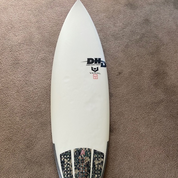 DHD SURFBOARD - Picture 1 of 3